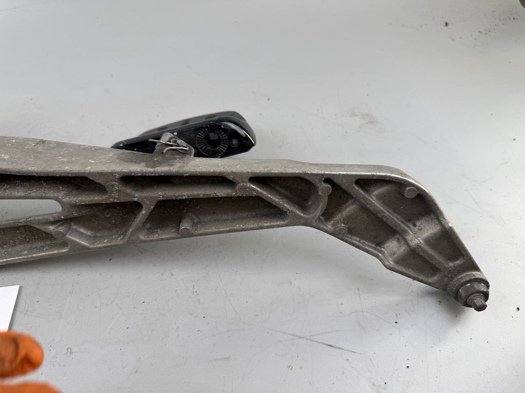 Honda NT650V Deauville RC47 Fußrastenanlage Foot Step Hangers Pedal Fußraste