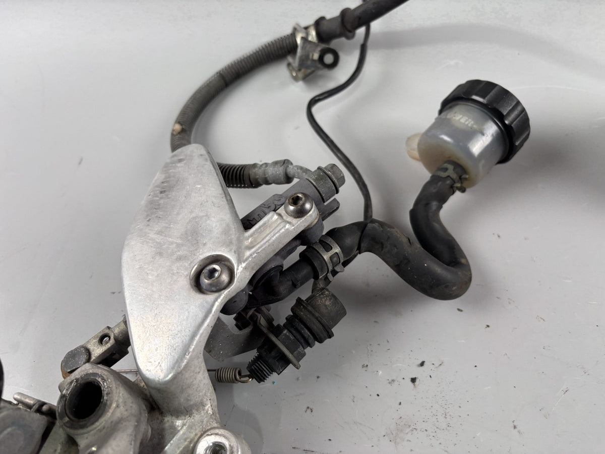 Yamaha YZF 1000 R Thunderace Bremsanlage Bremse Brake Sattel Pumpe hinten back