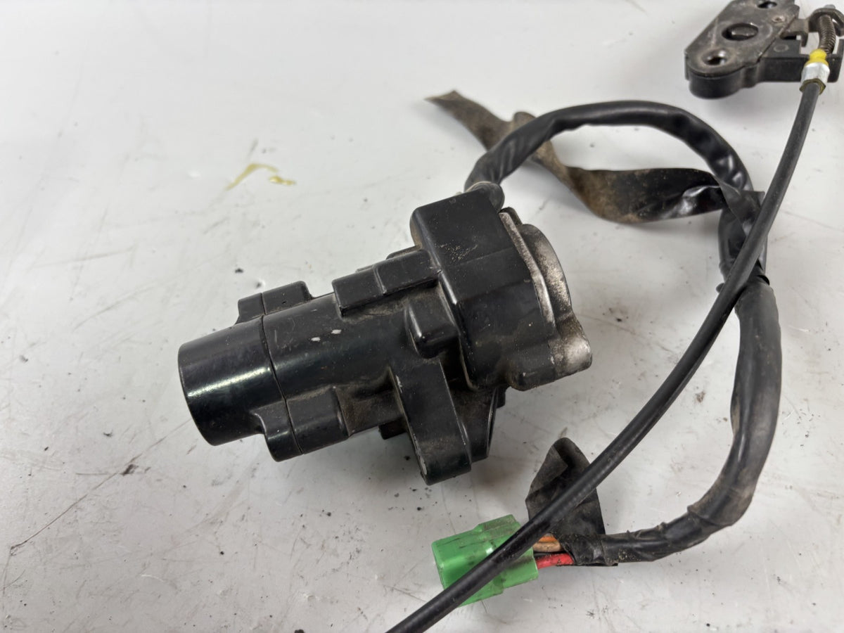 Suzuki GSX-R 1100 W GU75C Schlosssatz Key Lock Sitzbank Zündschloss Tankschloss