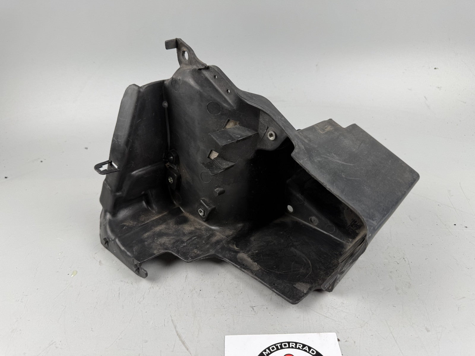 Honda VT600C Shadow Rumpf Abdeckung Batteriefach Holder