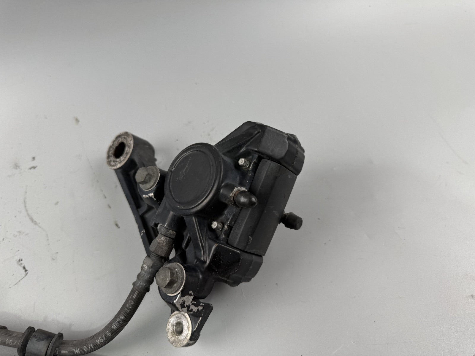 Yamaha XJ900 Diversion 4KM Bremsanlage Bremse Brake Sattel Pumpe hinten back