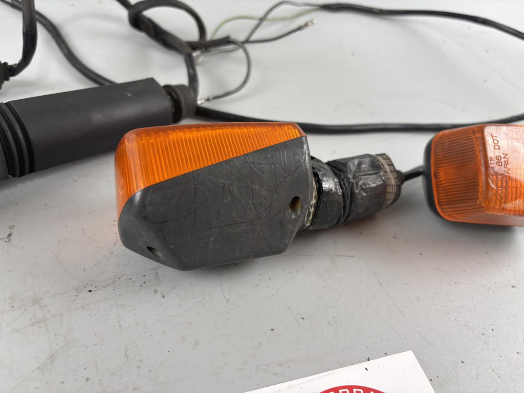 Suzuki DR 800 S DR BIG SR43 A/B Blinker Blinkerset Blinkerpaar Turn Signal