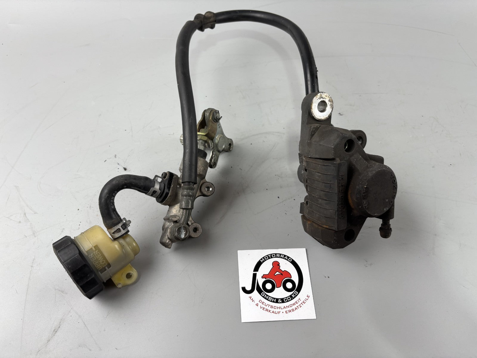 Suzuki GSX 750 F AK11 Bremsanlage Brake Sattel Pumpe hinten back