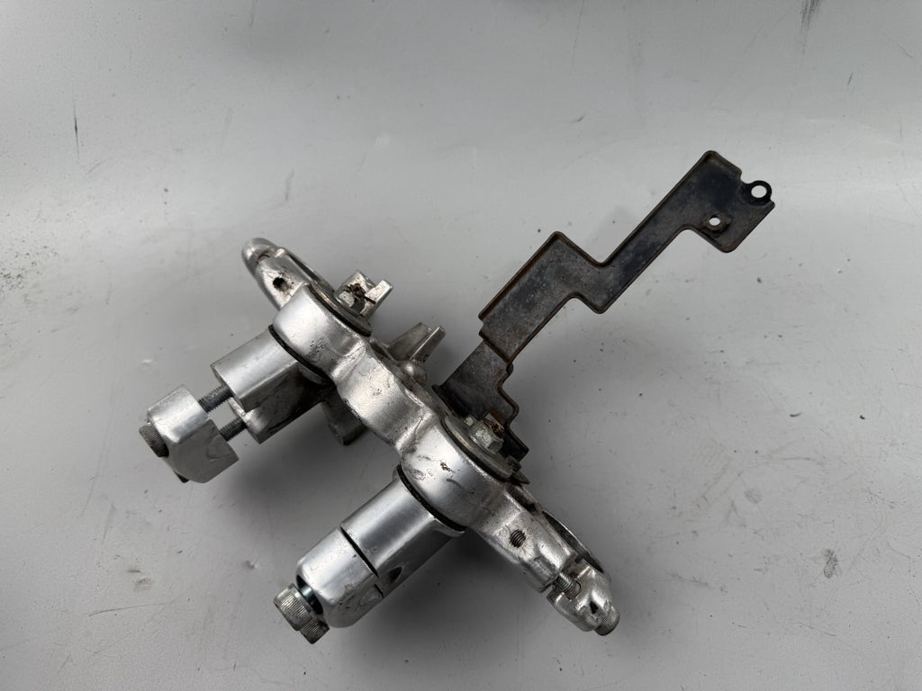 Honda CMX450 Rebell PC17 Gabelbrücke Bridge Verbindung Fork Absorber