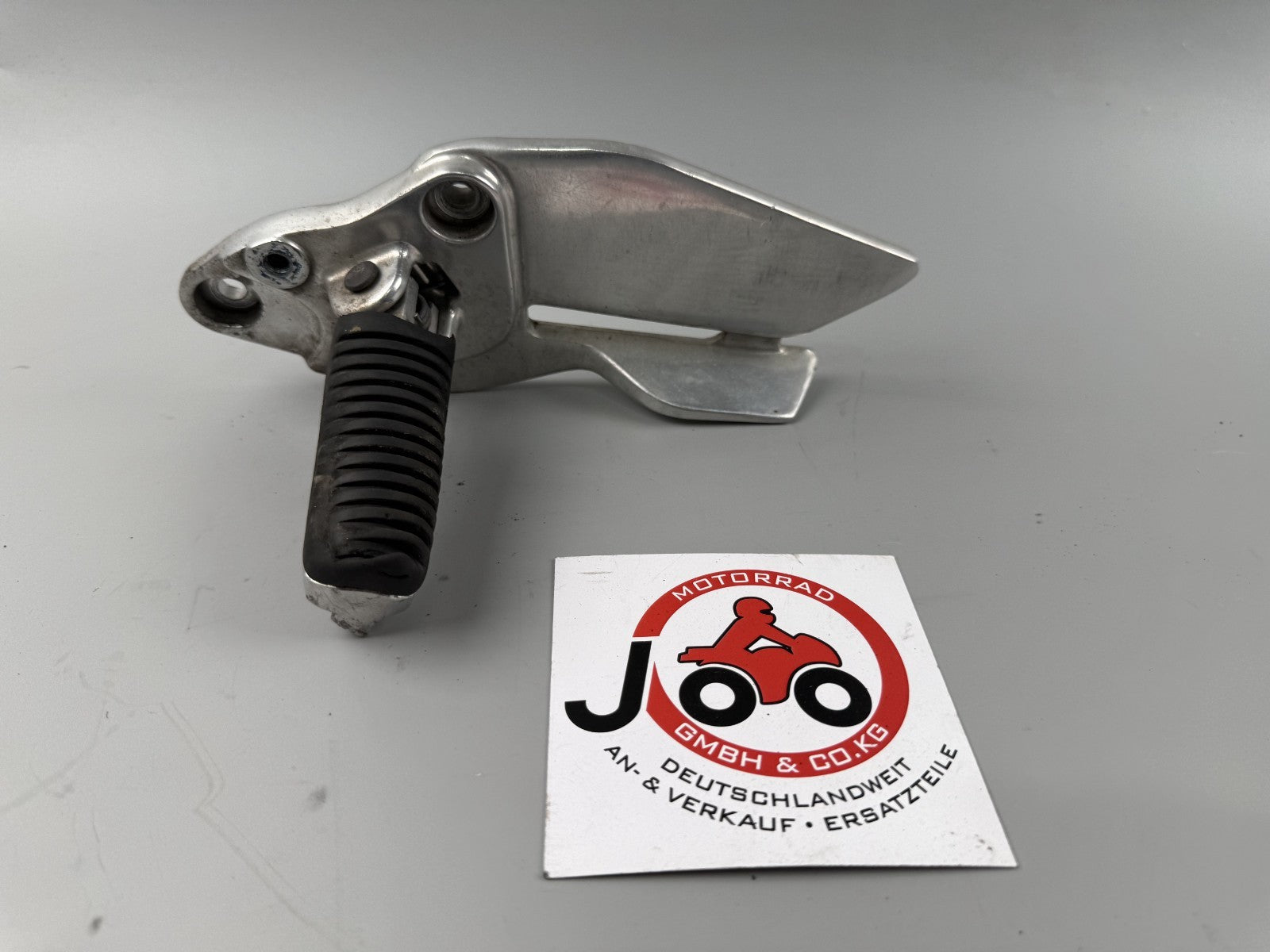 Yamaha XJ900 Diversion 4KM Fußraste Hangers Foot Step vorn front links left