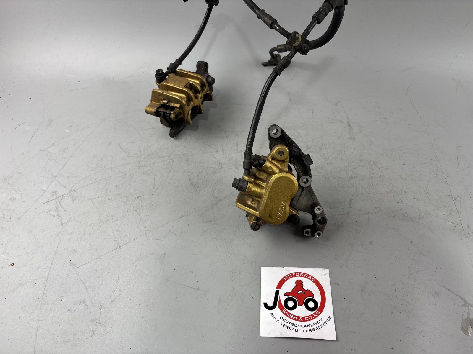 Honda CBF 600 S PC38 Bremssattel Bremszange Brake Bremse vorne rechts links