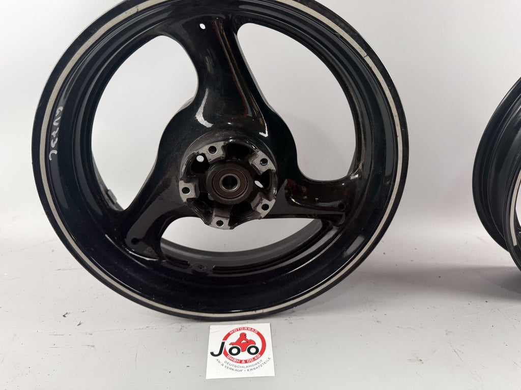 Suzuki GSX - R 1100 GV73C Hinterradfelge Wheel Felge hinten back Rad RIM