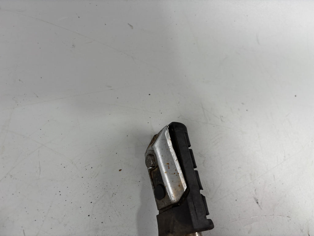 Honda VF 750 F RC15 Schaltung Fußraste Schaltgestänge Switch Step Hanger