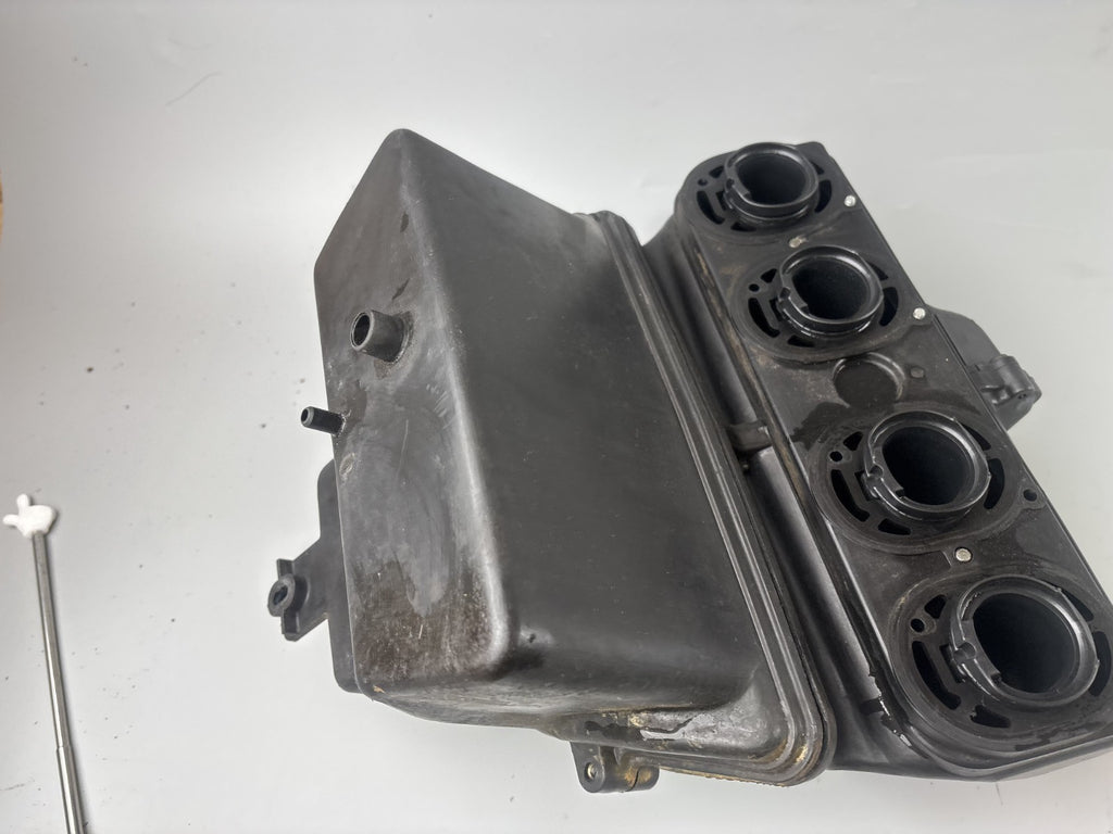 Kawasaki ZZR600D ZX600D Luftfilterkasten Airbox Ansaugung