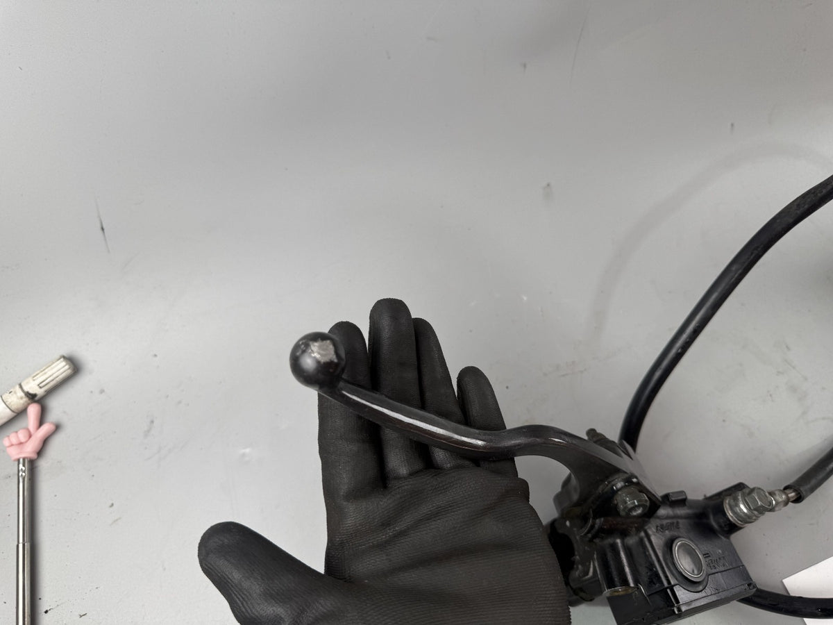 Triumph Tiger 900 T400 Kupplungsarmatur Kupplungseinheit Clutch Geber Nehmer