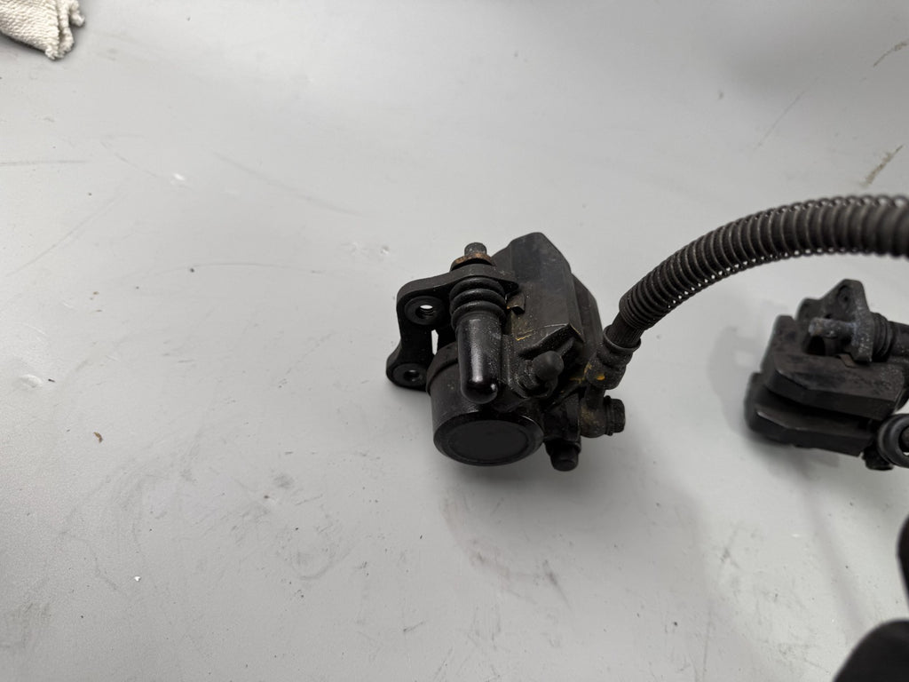 Kawasaki EX500A GPZ500S Bremsanlage Brake Bremse vorn front Sattel Pumpe