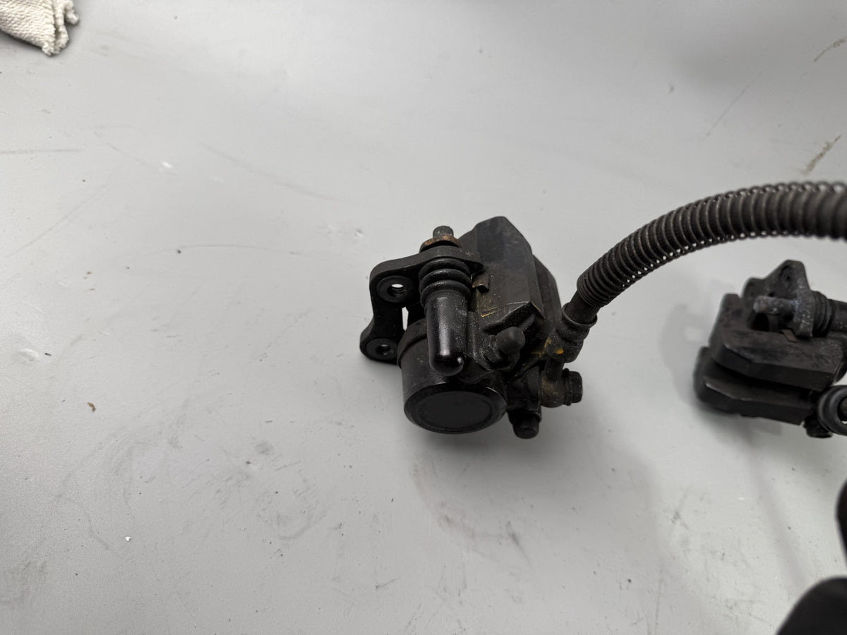 Kawasaki EX500A GPZ500S Bremsanlage Brake Bremse vorn front Sattel Pumpe