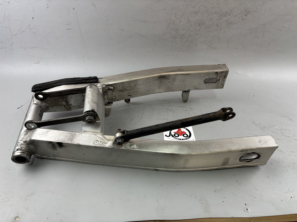 Yamaha FZS600 Fazer RJ02 Schwinge Schwingarm Swing Aufhängung Antrieb