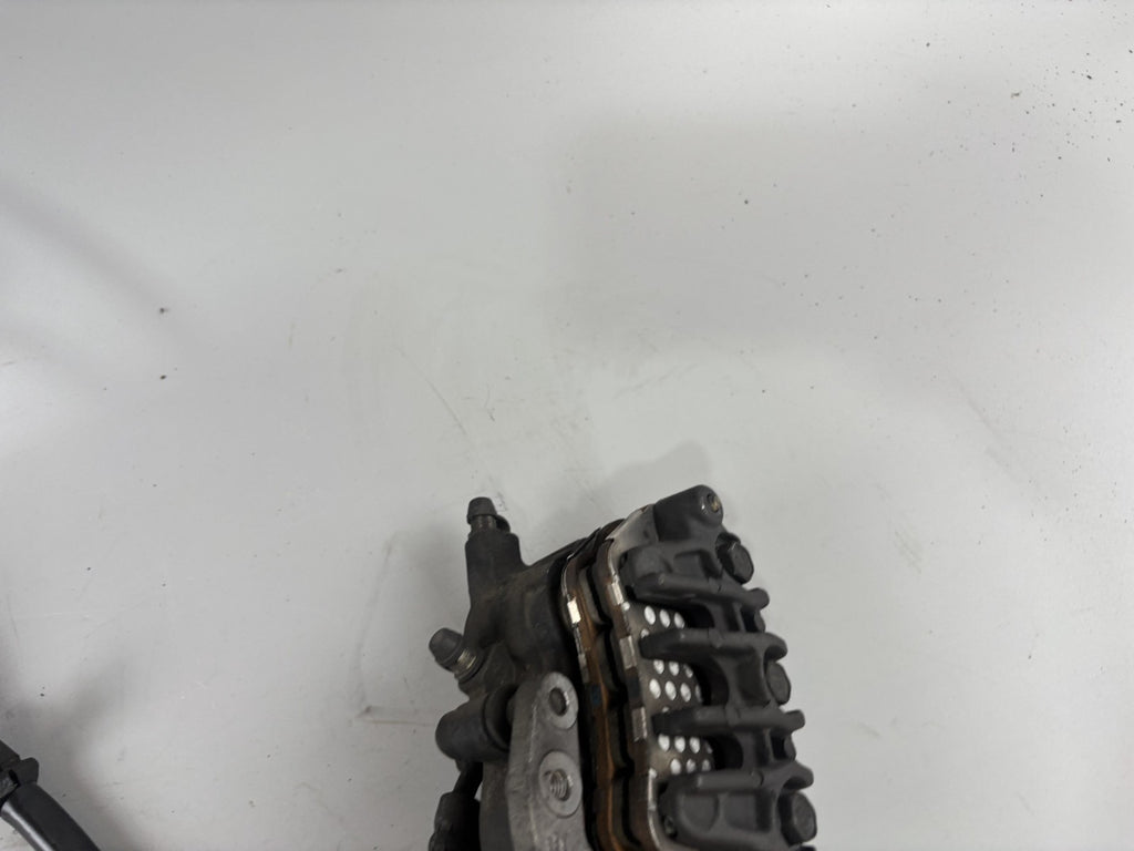 Honda VFR800 RC46/2 VTEC Bremse Bremssattel Brake hinten back Leitung