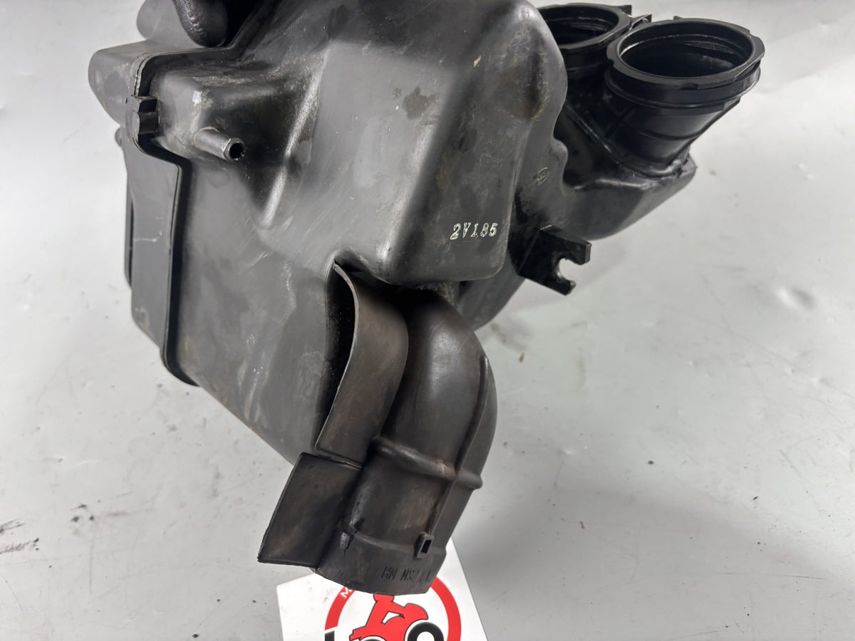 Honda CBR 1000F SC24 Luftftilterkasten Airbox Ansaugung Motor