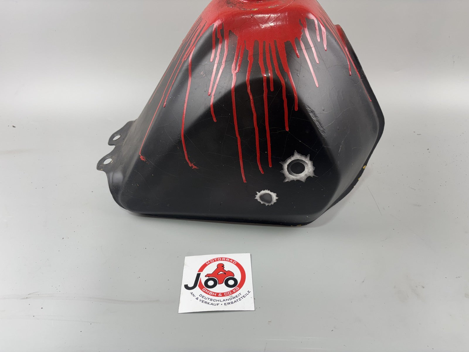 Suzuki DR 125 SF44A Tank Treibstoff Kraftstoff Fuel Gas Gasoline Benzintank