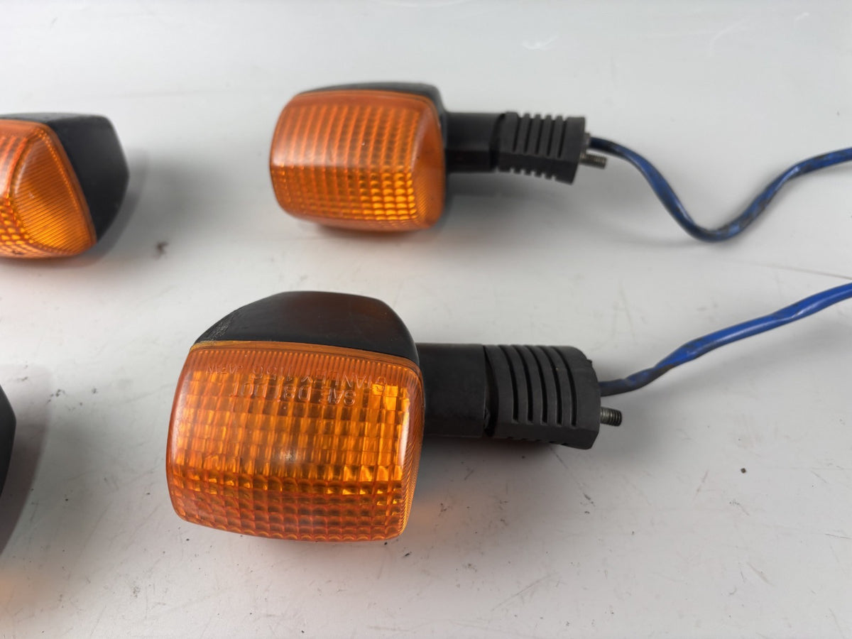Honda VF 750 F RC15 Blinkerpaar Blinkerset Blinker Turn Signal