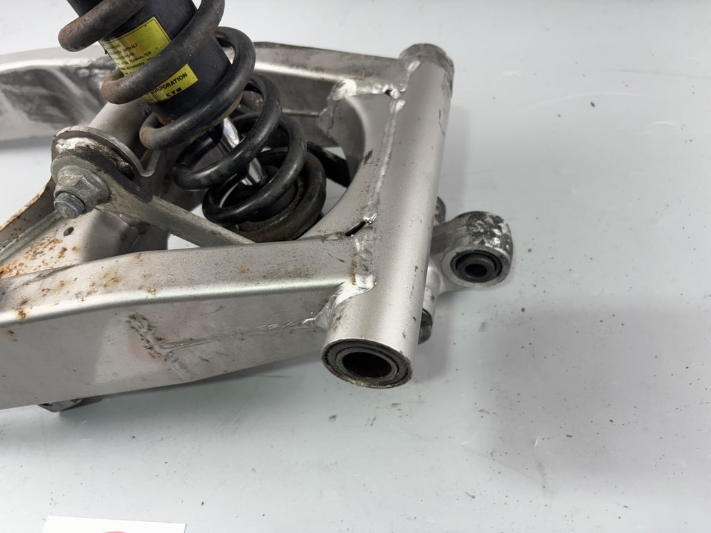 Suzuki GSF600 GN77B Schwinge Schwingarm Aufhängung Umlenkung Stoßdämpfer Feder