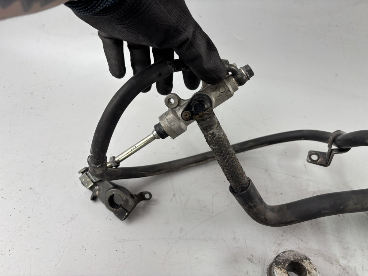 Honda Transalp XL 600 V PD06 Bremsanlage Bremse Brake Sattel Pumpe hinten back
