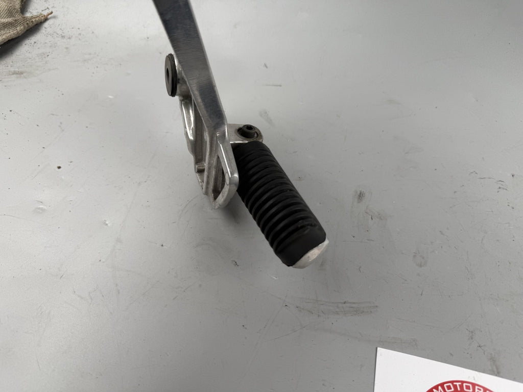 Yamaha XJR 1200 4PU Fußraste soziusfußraste hinten back Beifahrer rechts right