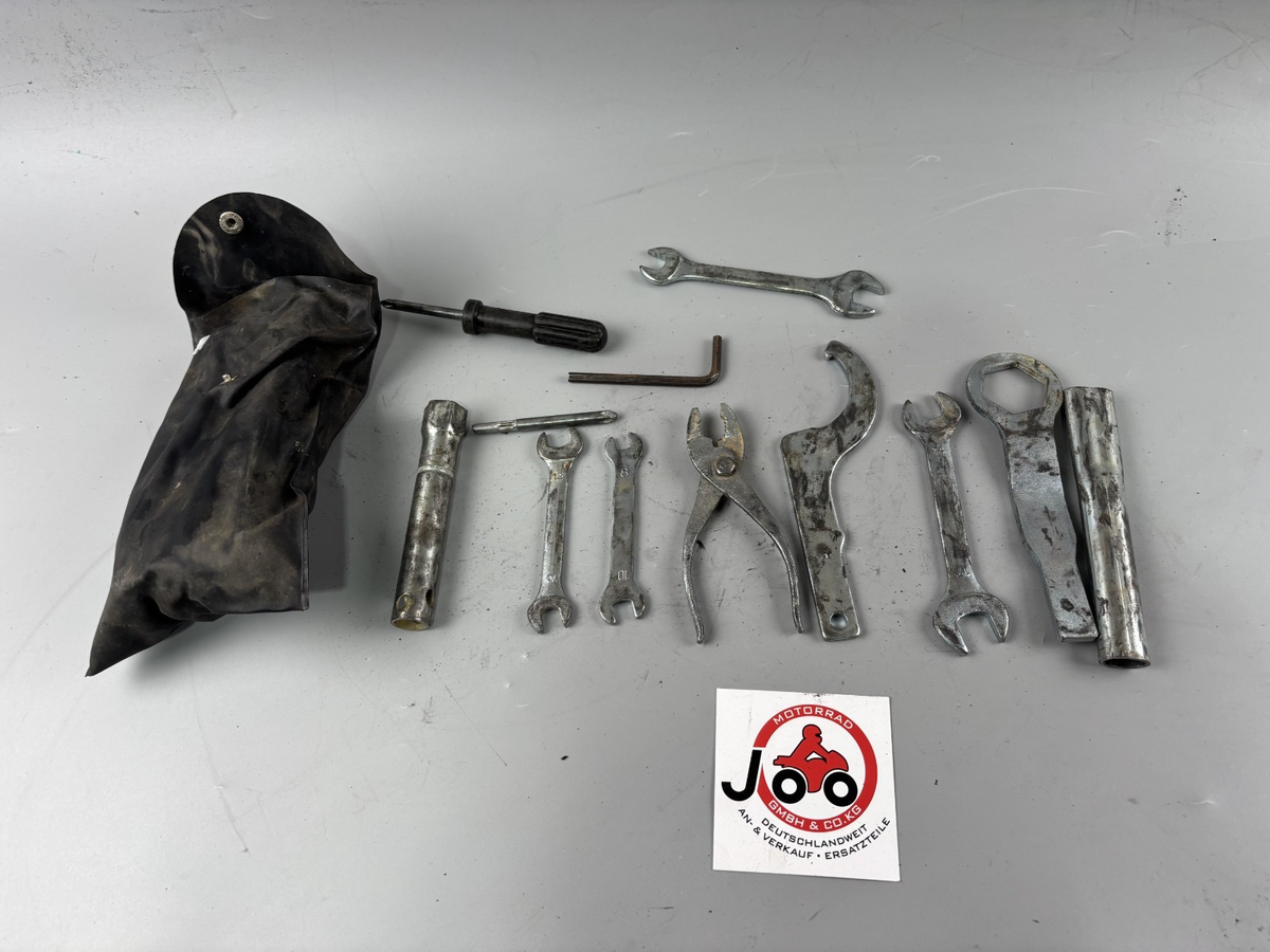 Yamaha YZF 1000 R Thunderace Bordwerkzeug Tools Werkzeug Notfall