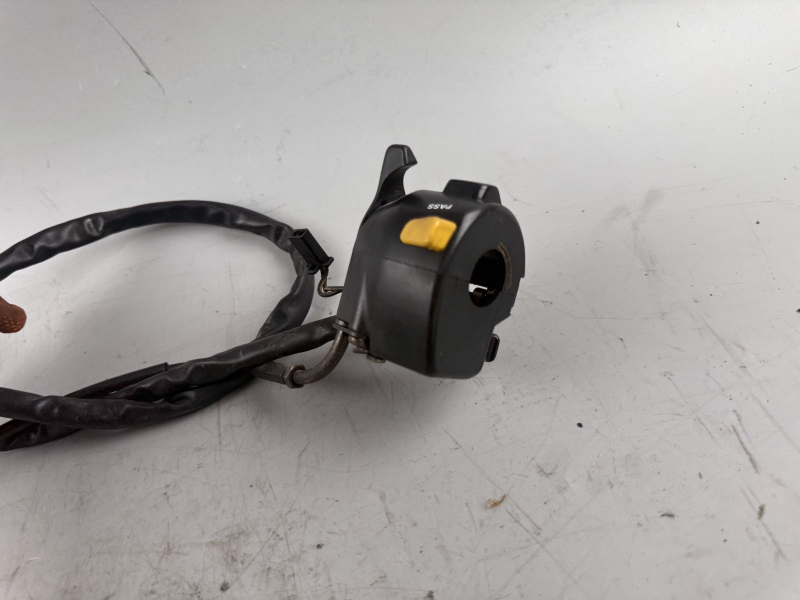 Suzuki GSX-R 600 SRAD AD 97-00 Lenkerschalter links left Handlebar Switch