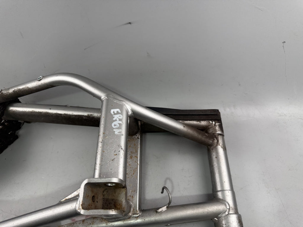 Kawasaki ER 6 N ER650A Schwinge Swing Swingarm Schwingarm Aufhängung Hinterrad