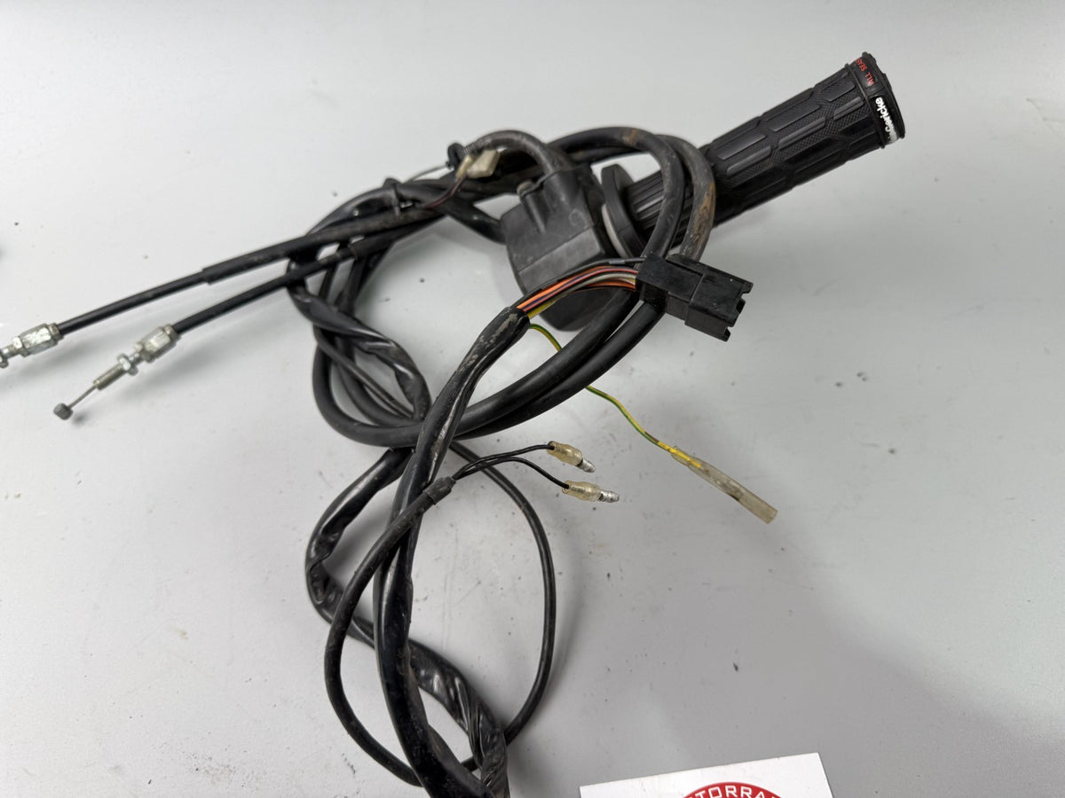 Suzuki GSF600 GN77B Bandit Lenkerschalter Lenkerarmatur Handlebar rechts right