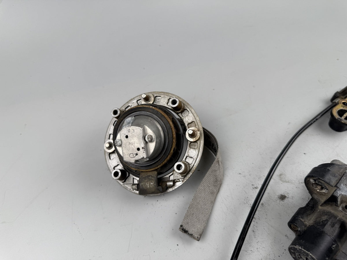 Suzuki GSF600 GN77B Bandit Schlosssatz Zündschloss Tankschloss Sitzbank Key Lock