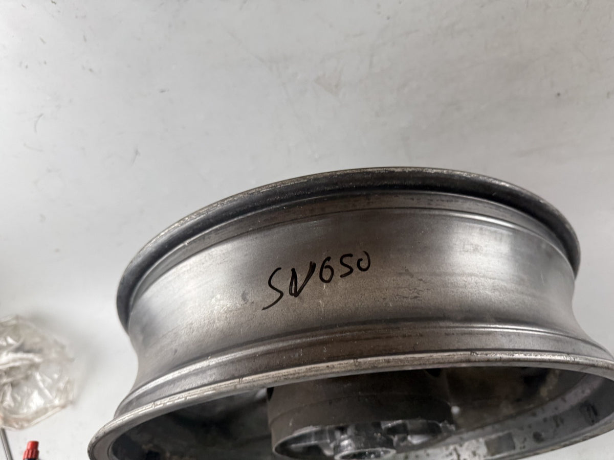 Suzuki SV650 S AV Hinterradfelge Wheel Felge hinten back Rad RIM