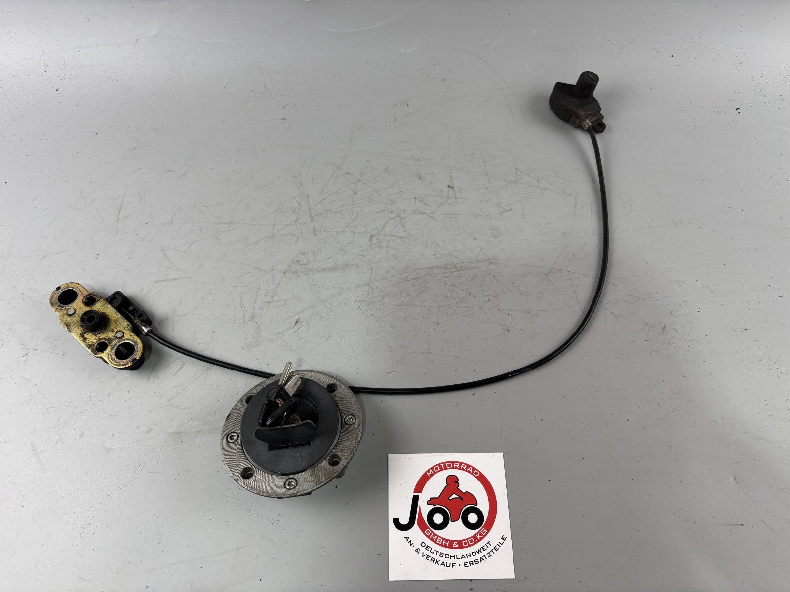 Suzuki DR 800 S DR BIG SR43 A/B Schlosssatz Sitzbankschloss Tankschloss Key Lock