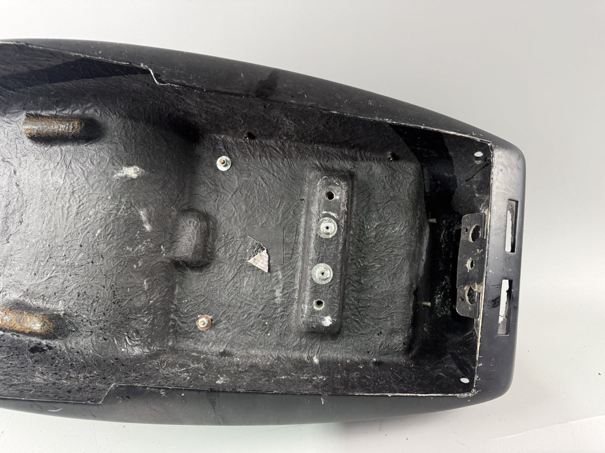 Suzuki GSX - R 1100 GV73C Sitzbank Seat Sitz Verkleidung Heckverkleidung Cover