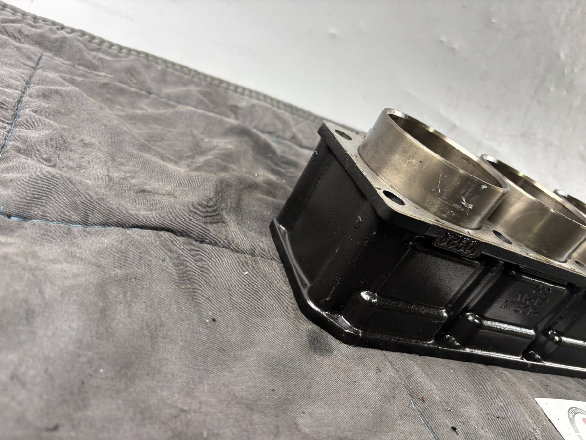 Kawasaki ZRX1100 ZRT10C Zylinder Cylinder Head Motor Engine Kolben