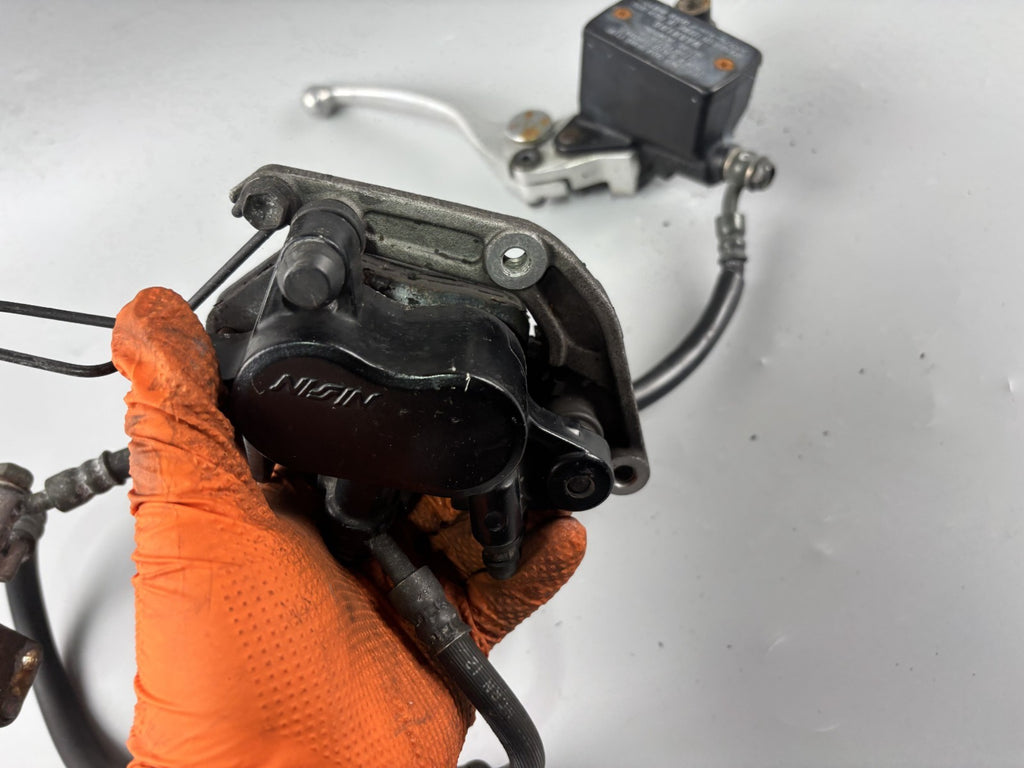 Suzuki GSF600 GN77B Bremsanlage Bremse Brake Sattel Pumpe vorne front