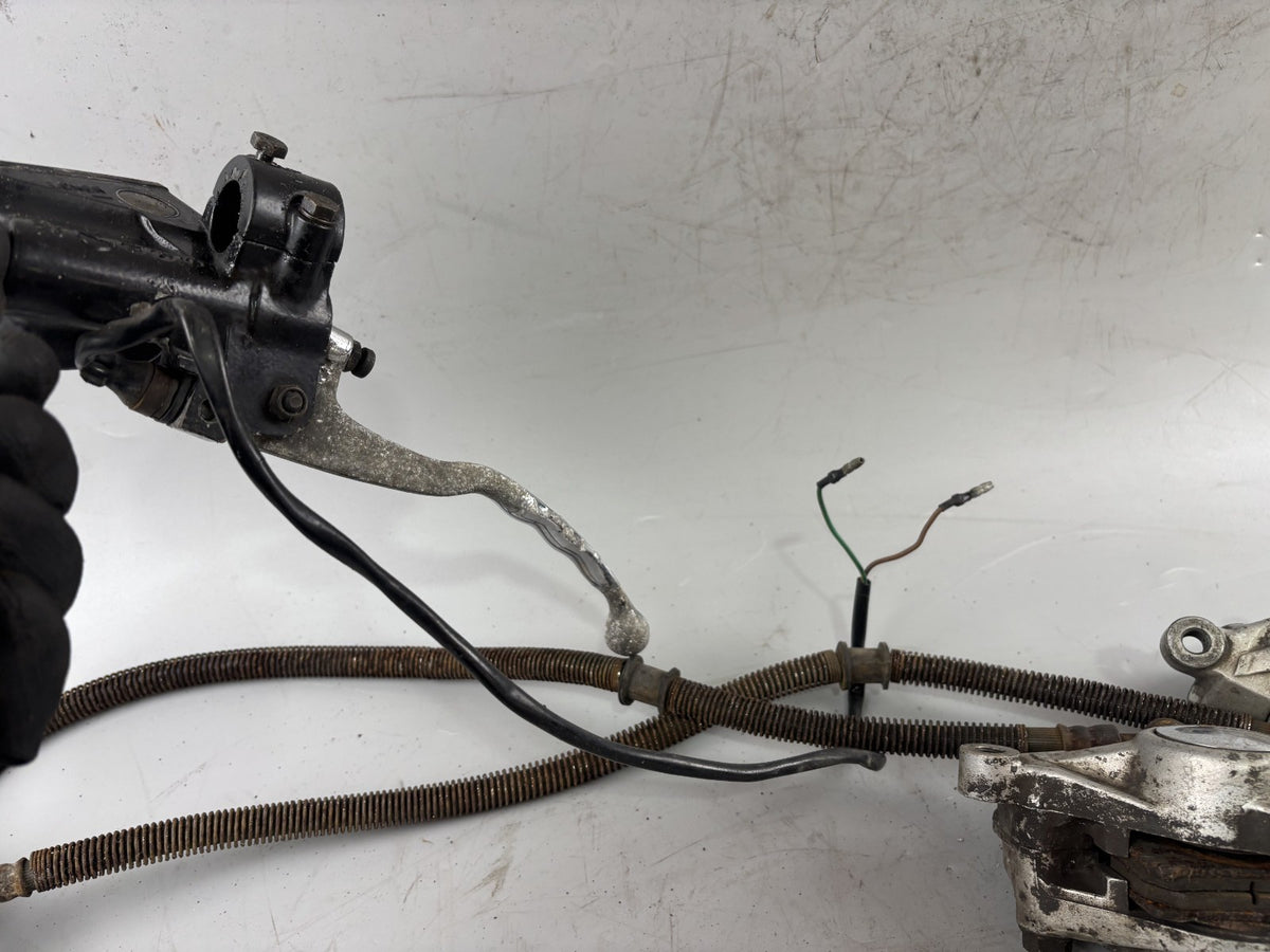 Yamaha XV700 Virago 56E Bremsanlage Bremse brake Sattel Pumpe Zange vorne front
