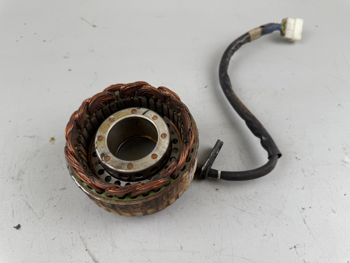 Honda CB750 Sevenfifty RC42 Lichtmaschine Lightmachine Generator Stator