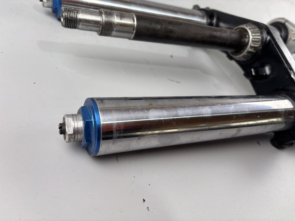 Kawasaki ZRX1100 ZRT10C Gabelbrücke Standrohr Tauchrohr Fork Absorber Shoks
