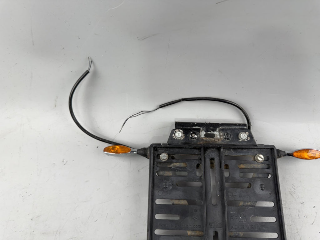 Suzuki GSX 750 AE Inazuma Kennzeichenhalter Holder Blinker Radlauf