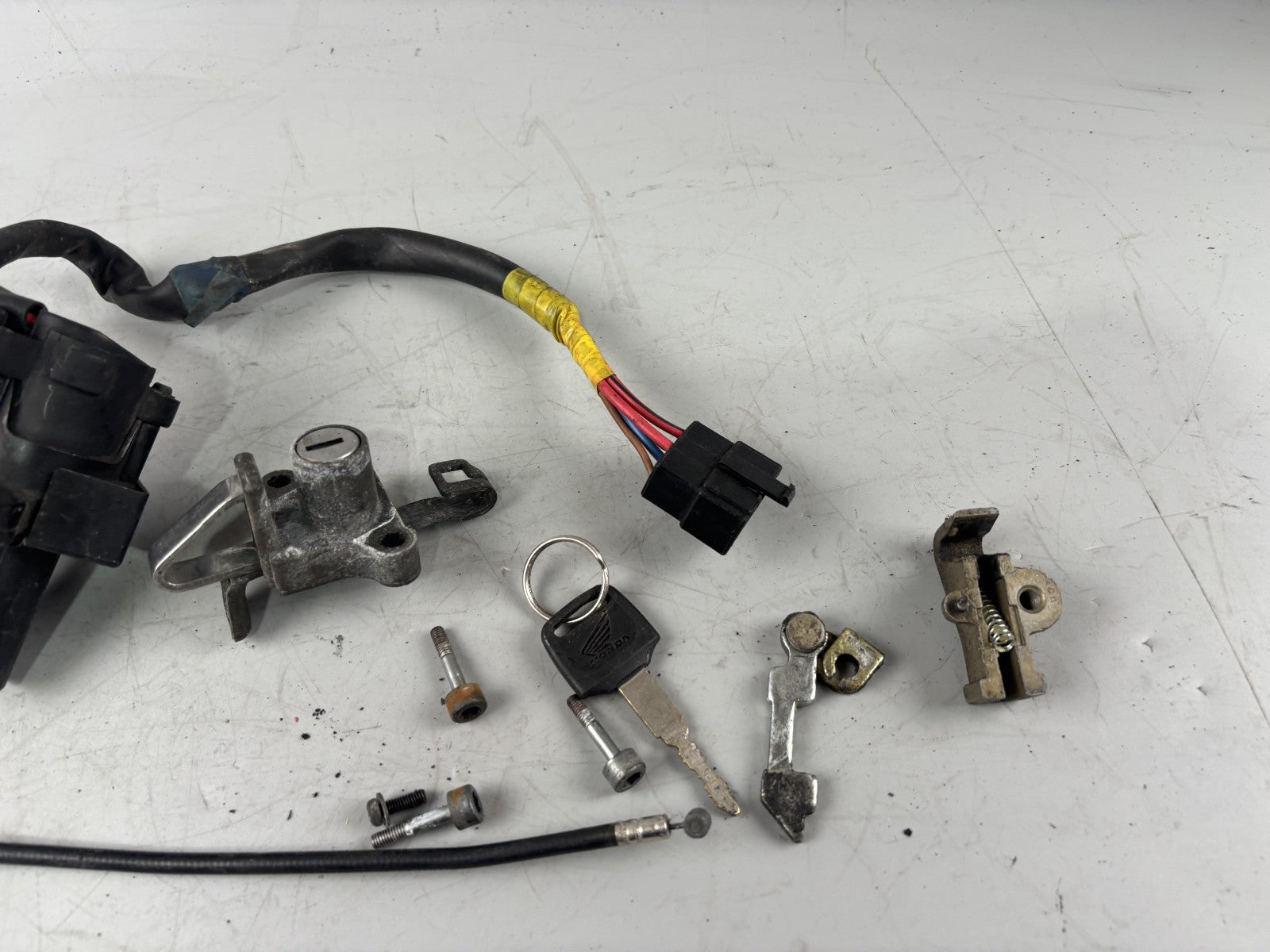 Honda VFR750 F Rc36/2 Schlosssatz Key Lock Tankschloss Sitzbankschloss Set