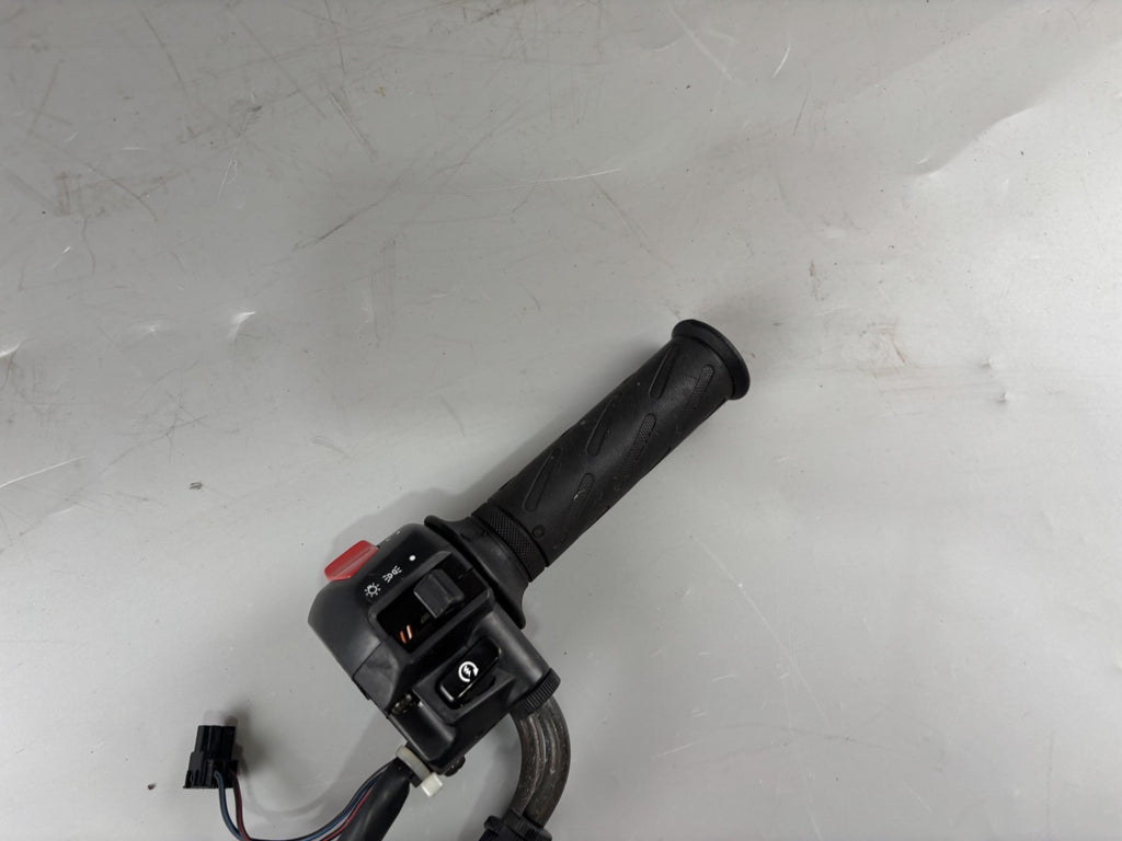 Suzuki SV650 N AV Lenkerschalter Handlebar Switch Lenkerarmatur rechts right