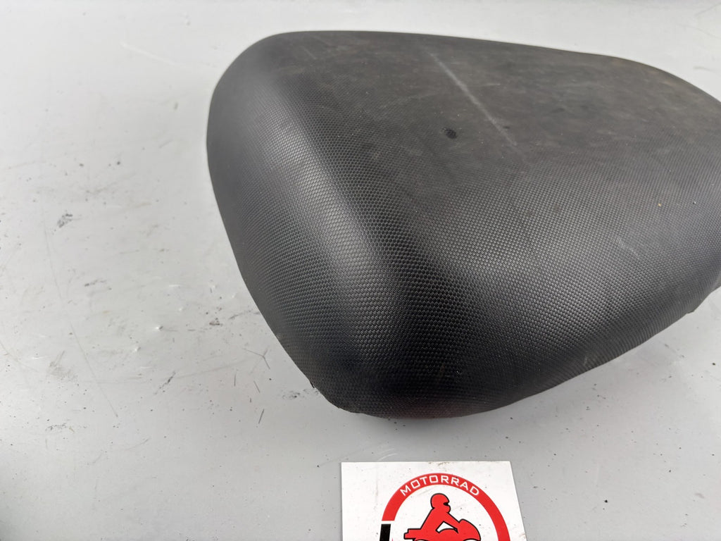 Suzuki SV650 S AV Sitzbank Seat Sitz Beifahrer Sozius hinten back Kissen bezug