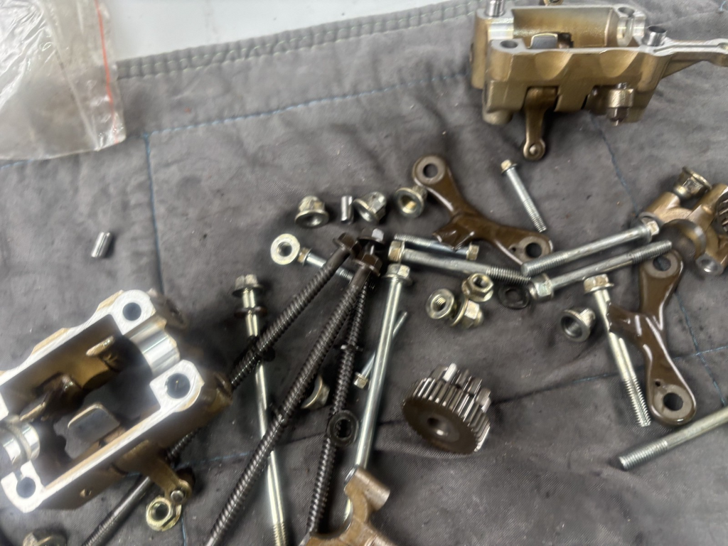 Honda Transalp XL 600 V PD06 Nockenwellen Halterung Holder Motor Engine