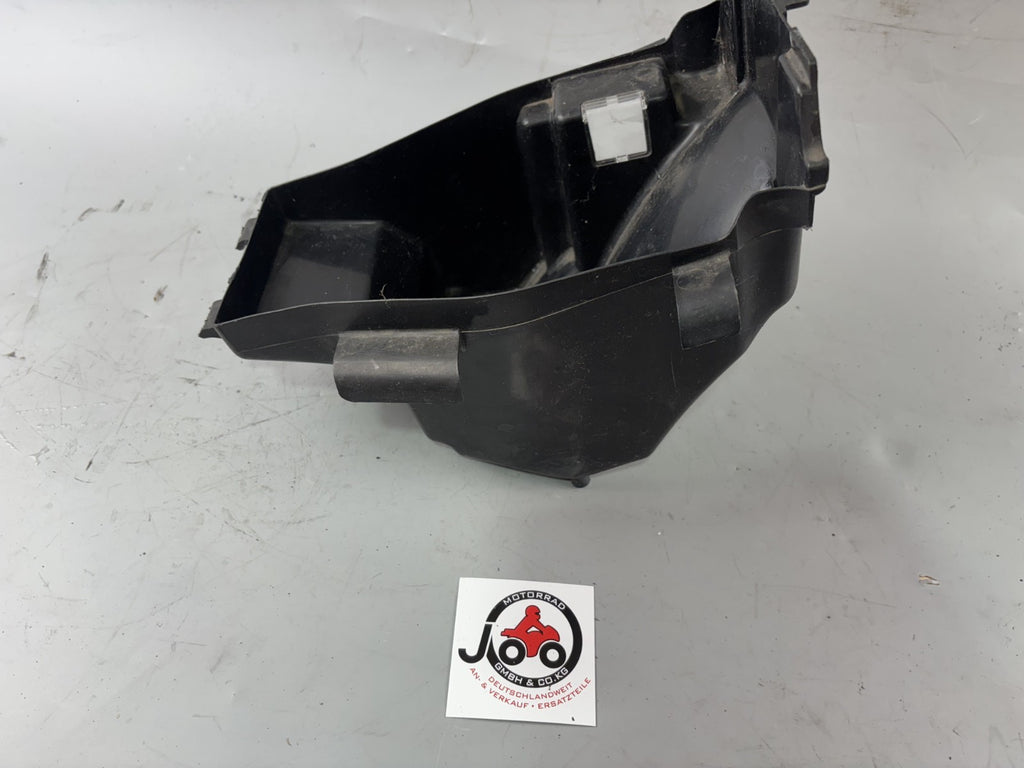 Suzuki GSX 750 AE Inazuma Innenabdeckung Cover Deckel Fach