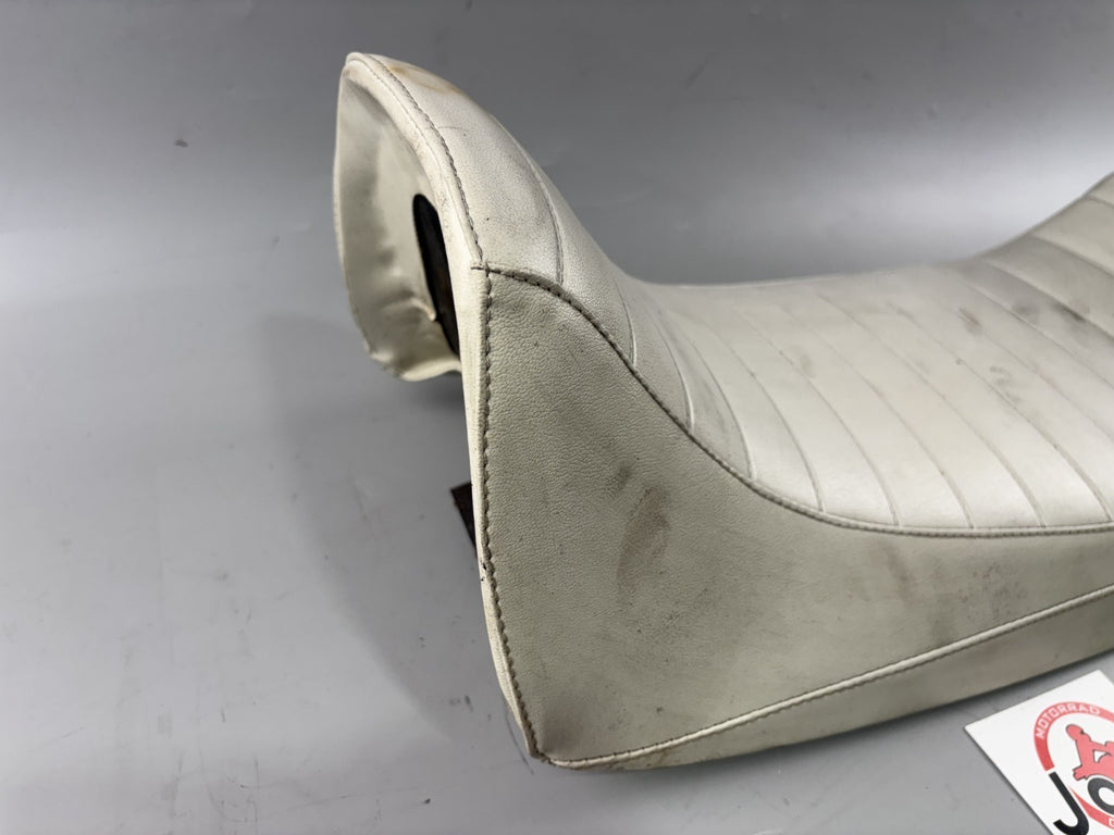 Honda VF 750 F RC15 Sitzbank Seat Sitz Sitzkissen Giuliari Weiß