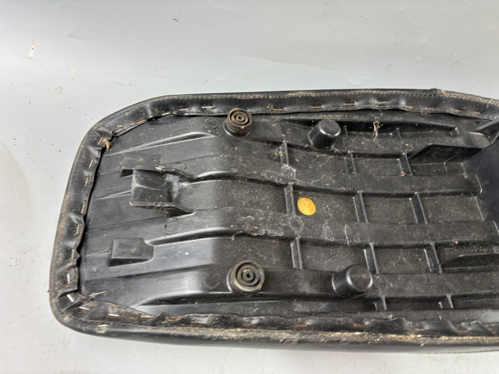 Yamaha YBR 125 RE05 Sitzbank Seat Sitz Bezug Polster Sitzkissen