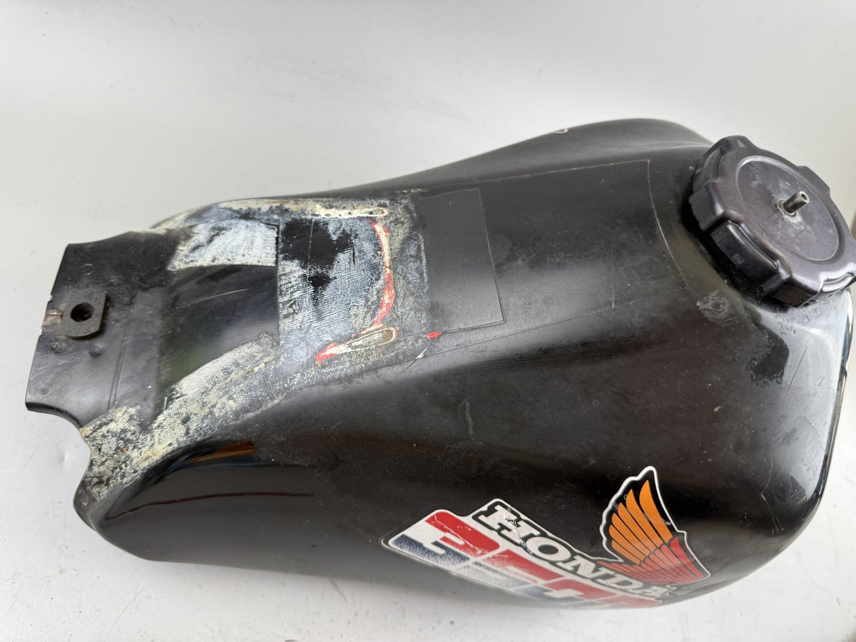 Honda XL350 R ND03 Tank Benzintank Kraftstofftank Gas Gasoline