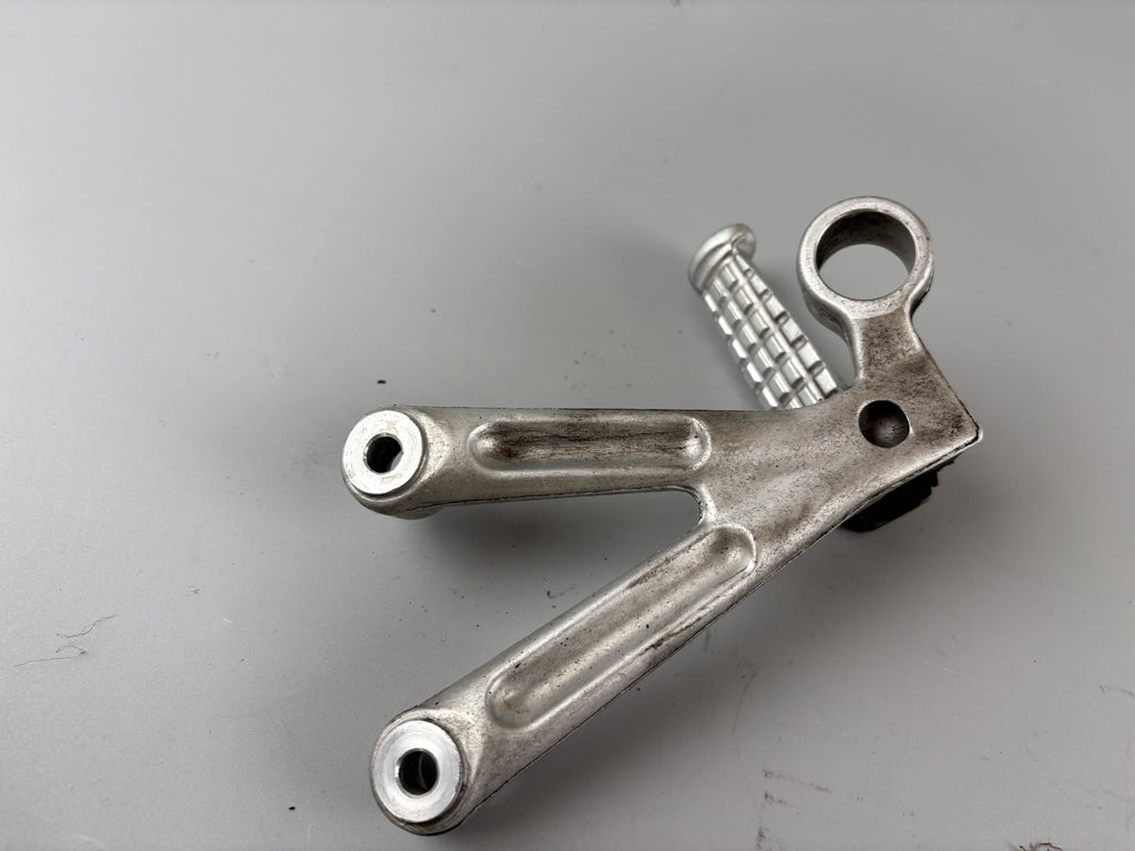 Triumph Daytona 955 T 595 Soziusfußraste Fußraste Foot Hangers rechts right
