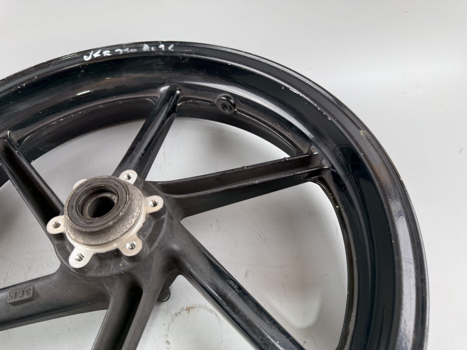 Honda VFR750 F Rc36/1 Vorderradfelge Rim vorne front Rad