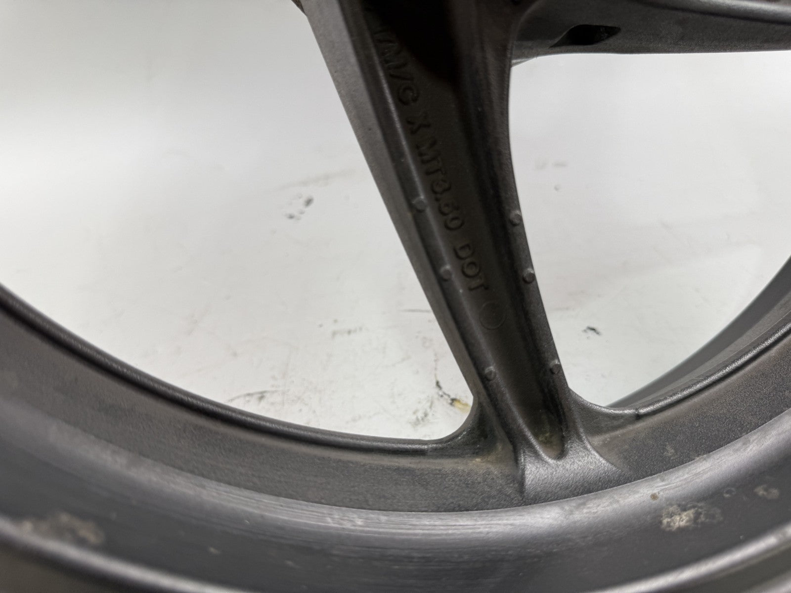 Honda CBR125 JC50 Hinterradfelge Felge Rim Rad hinten back