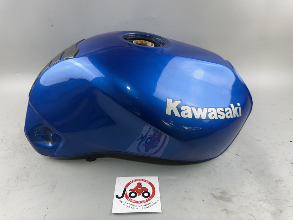 Kawasaki ZR-7 ZR750F Benzintank Tank Kraftstoff Fuel Gas Gasoline Treibstoff